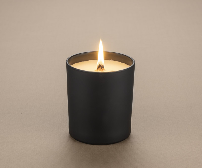 Świeca sojowa 220g - Black Pomegranate - VERA YOUNG - obrazek 8